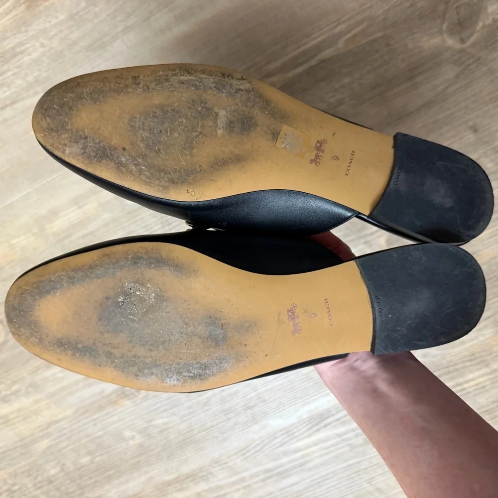 Coach Sofi Black Gold Chain Logo Leather Women's Mules Size 9 - Picture 4 of 4